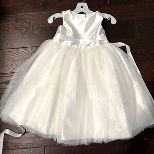Size 5 flower girl dress